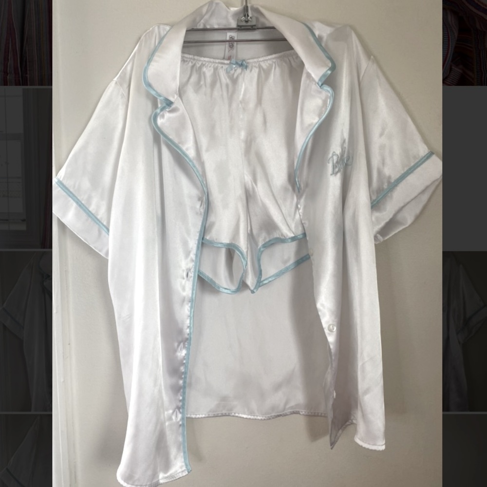 Bride Pajama Set - Picture 2 of 3